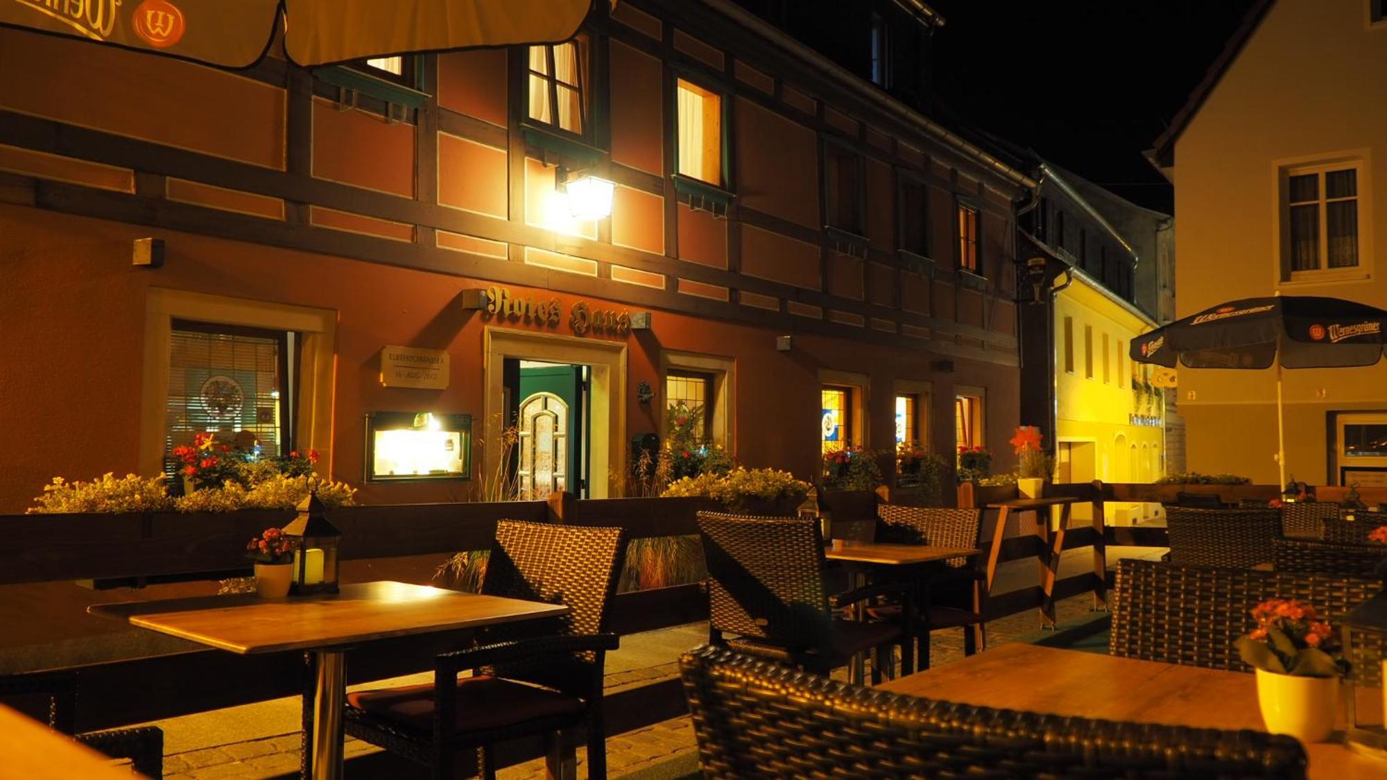 Gasthaus& Pension Zum Roten Haus Bad Schandau Exterior photo